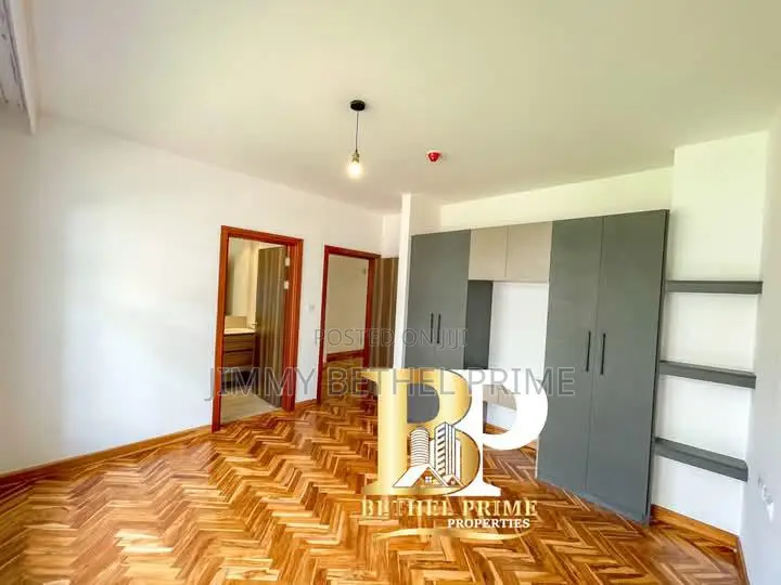 4bdrm Townhouse / Terrace in Rosslyn for rent