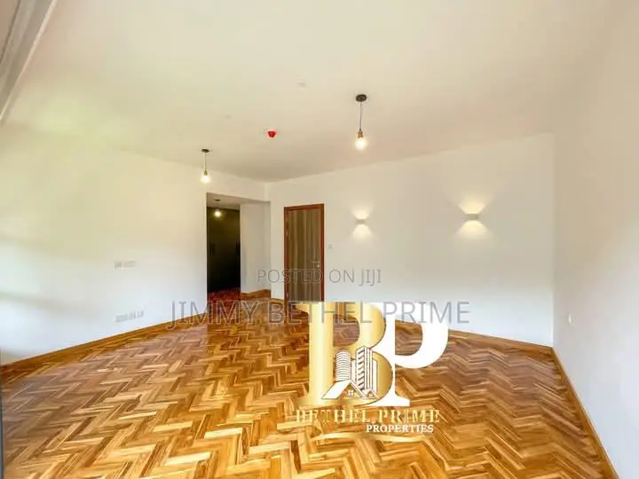 4bdrm Townhouse / Terrace in Rosslyn for rent