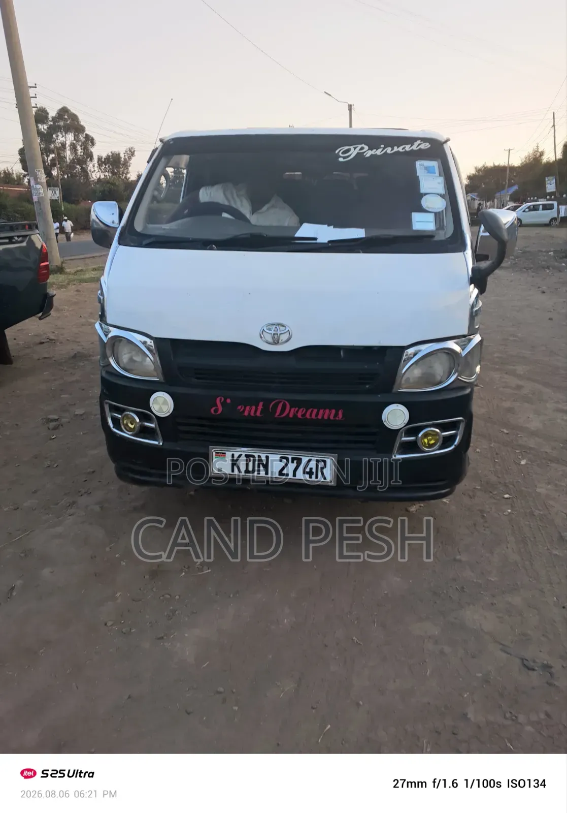 Toyota HiAce 2012 White