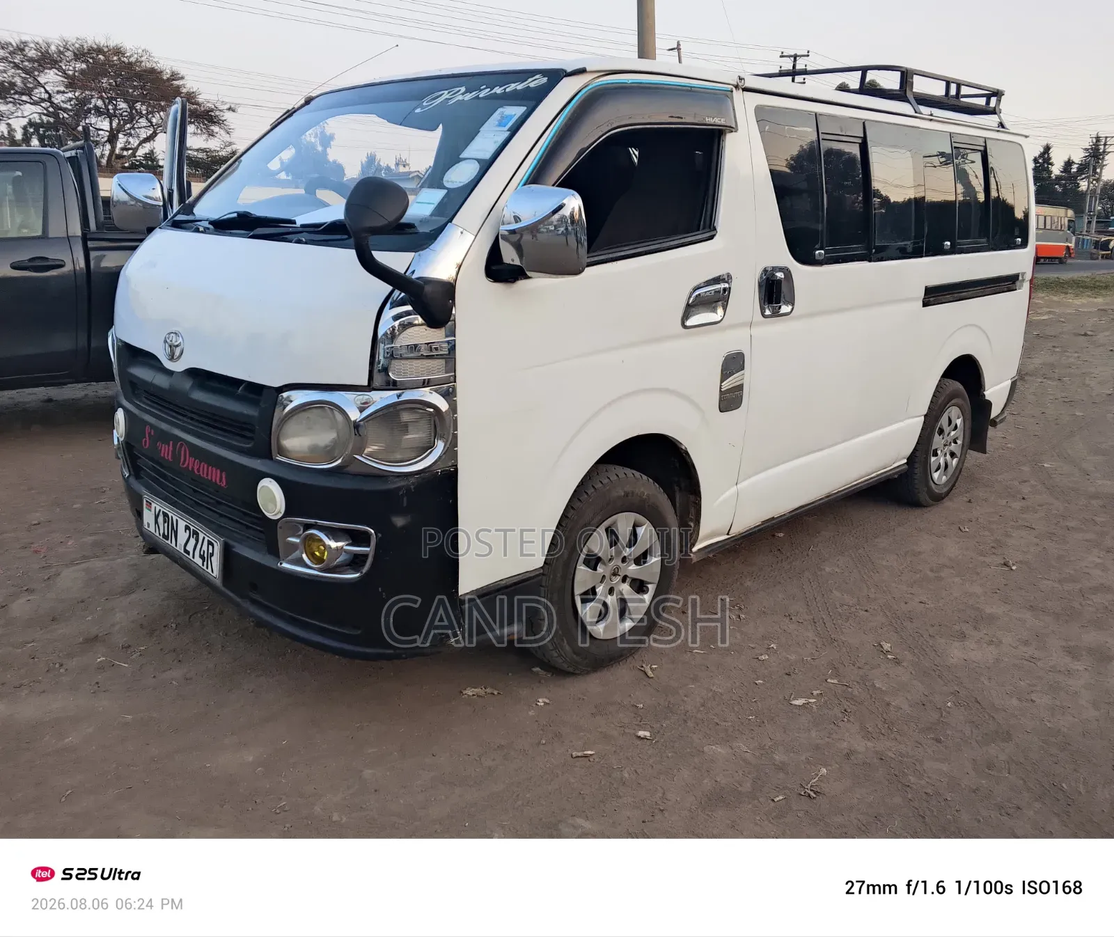Toyota HiAce 2012 White