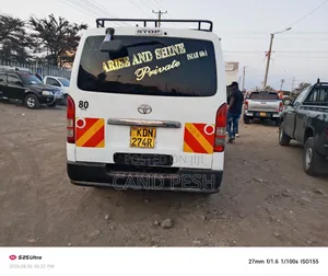 Toyota HiAce 2012 White
