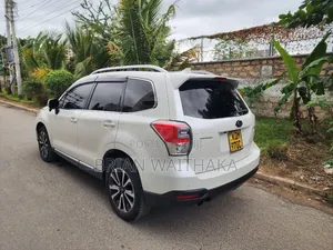 Subaru Forester 2018 White