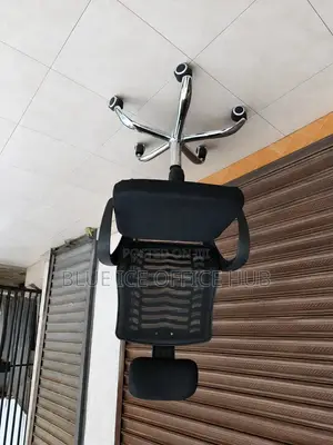 Office Chair;Ergonomic Mesh Office Chair With Headrest Chrome Base