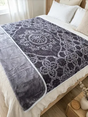 Mink Blankets Available
Sizes:4*6/5*6
Very Soft