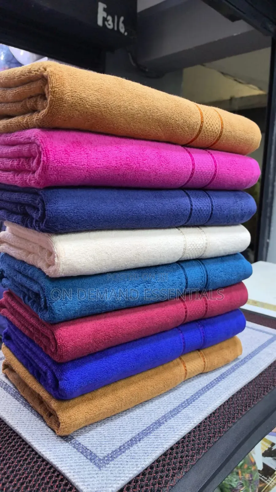 White Milk Towels Large Towels Material:100 % Cotton