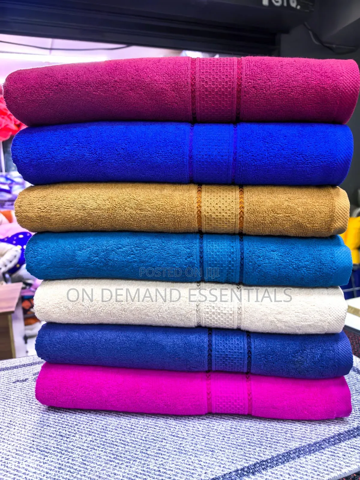 White Milk Towels Large Towels Material:100 % Cotton