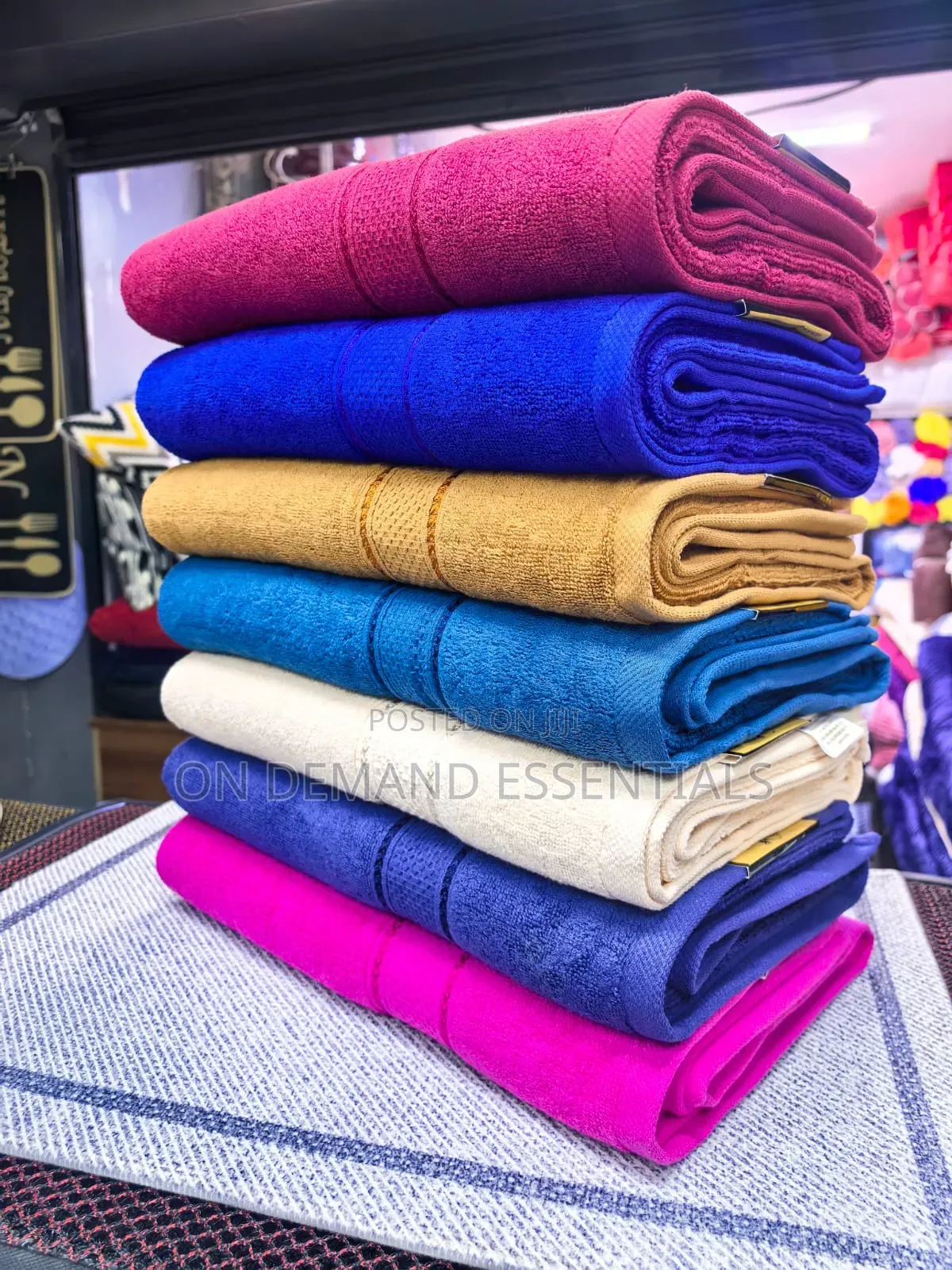 White Milk Towels Large Towels Material:100 % Cotton