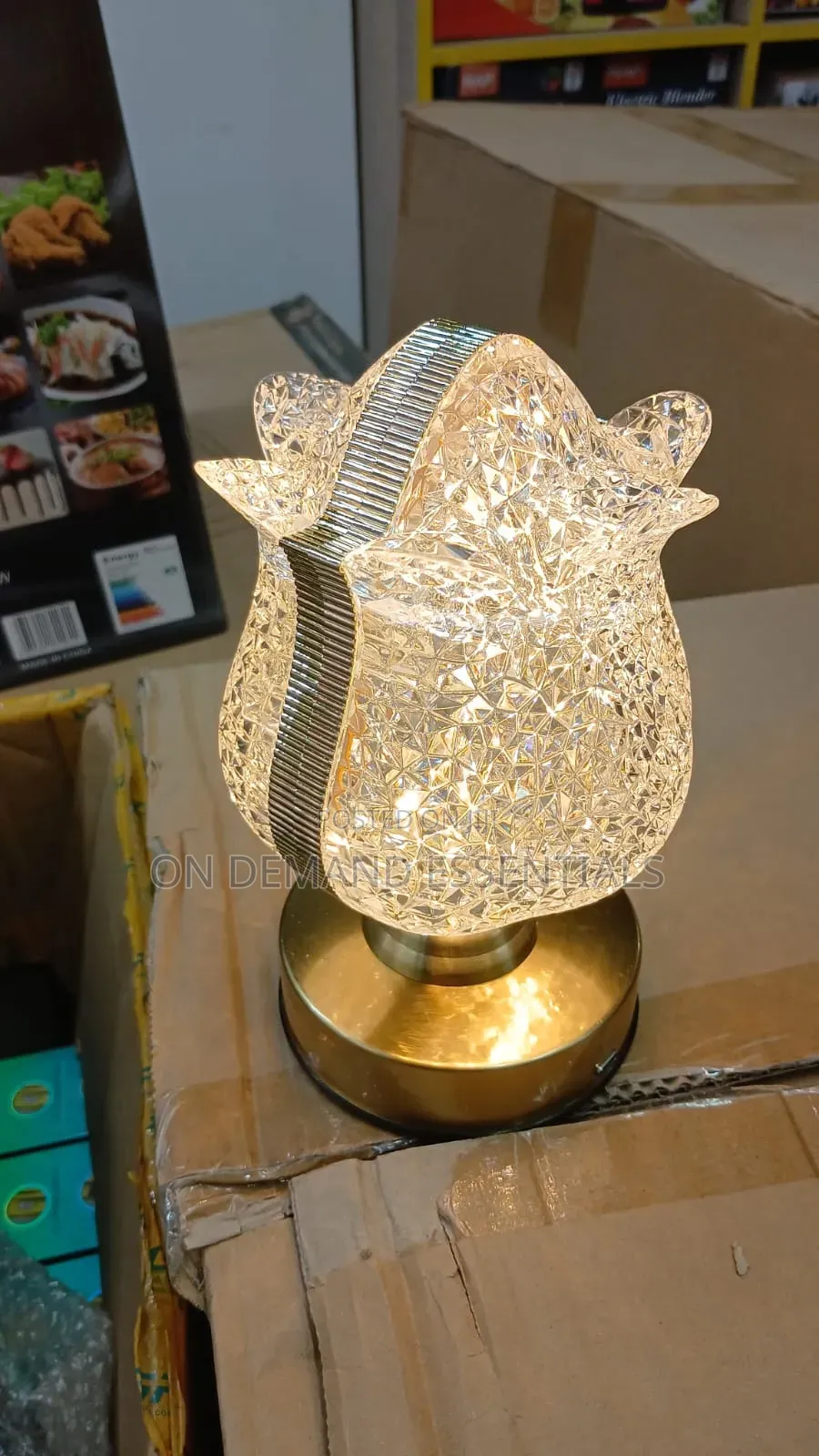 *Rechargeable Flower Shaped Table Lamp With Touchcontrol