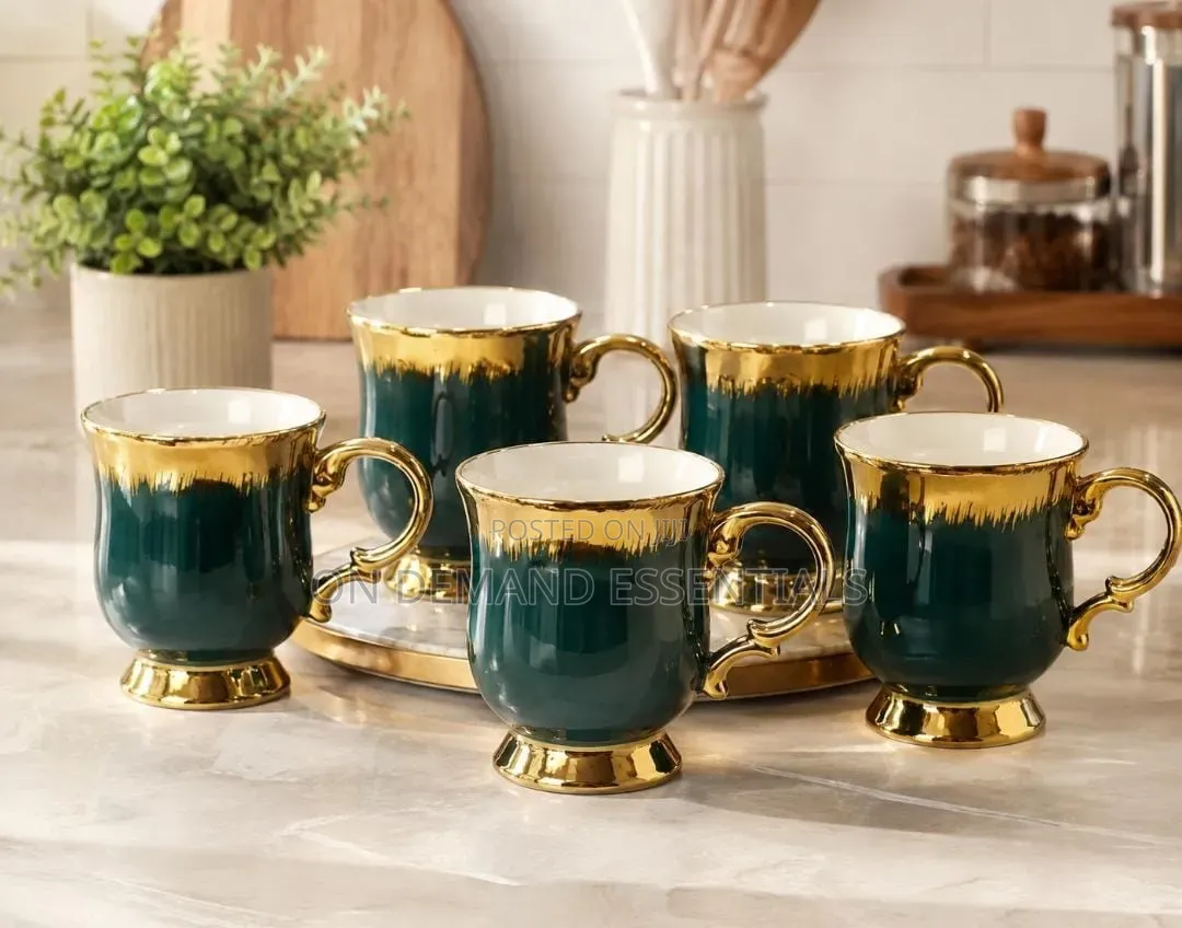 Nordic Tea Mug
Capacity:380Ml
Green With Golden Detail