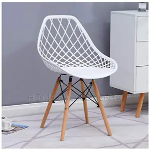 Eames Chair; Modern Nordic Plastic Dine Chair With Breathable Backrest
