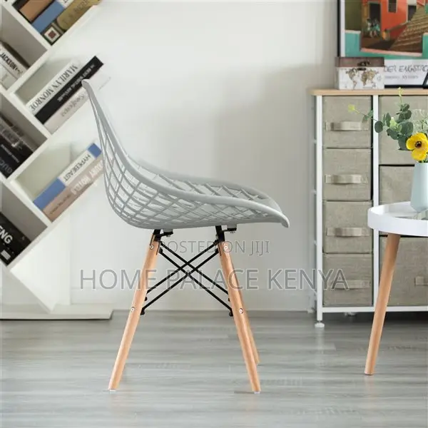 Eames Chair; Modern Nordic Plastic Dine Chair With Breathable Backrest