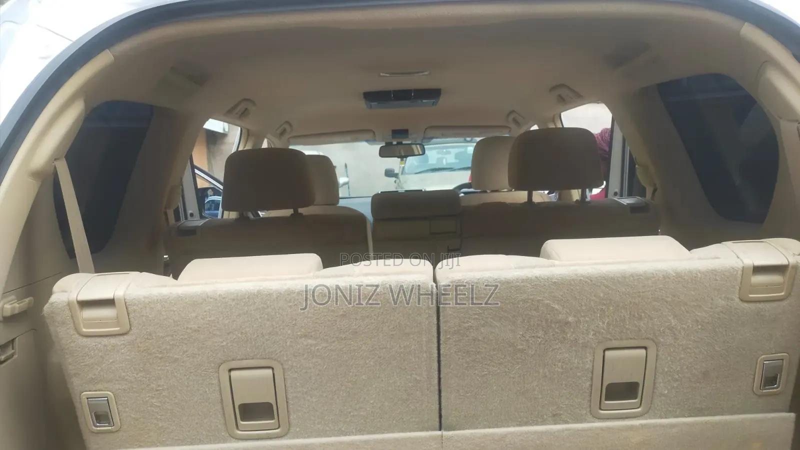 Toyota Land Cruiser Prado 2011 Silver