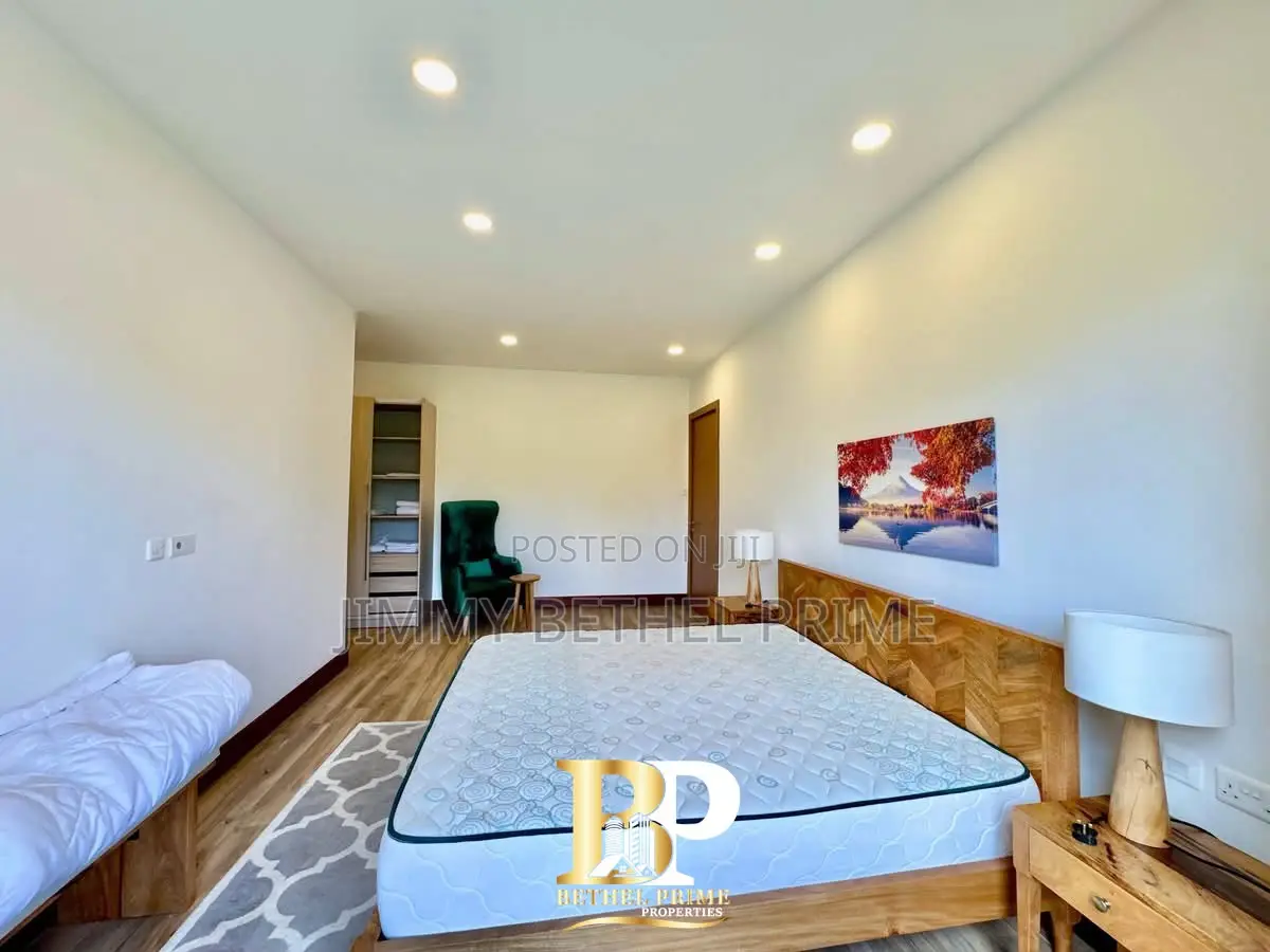 Furnished 3bdrm Apartment in Parklands/Highridge for sale