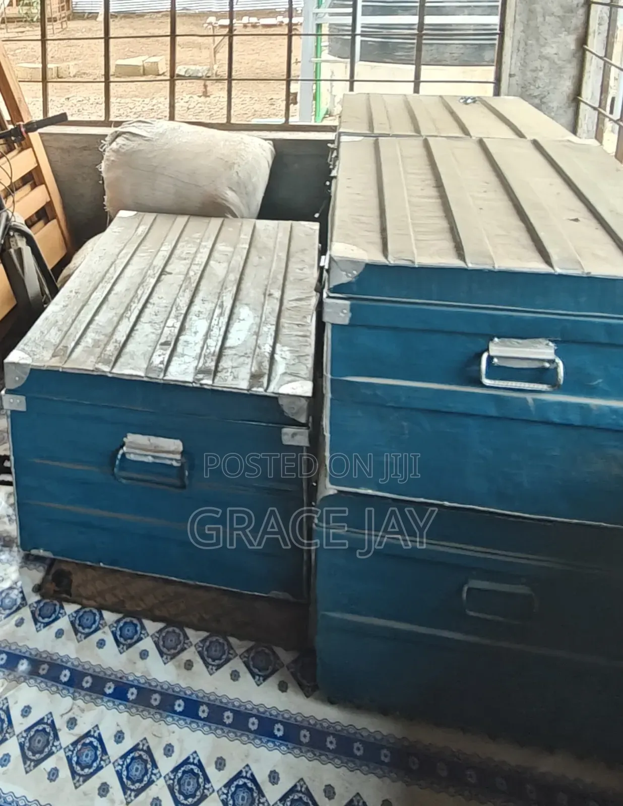 Metallic School Box