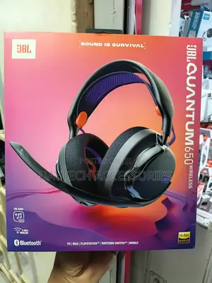 JBL Quantum 650 Wireless Gaming Headset Detachable Boom Microphone.