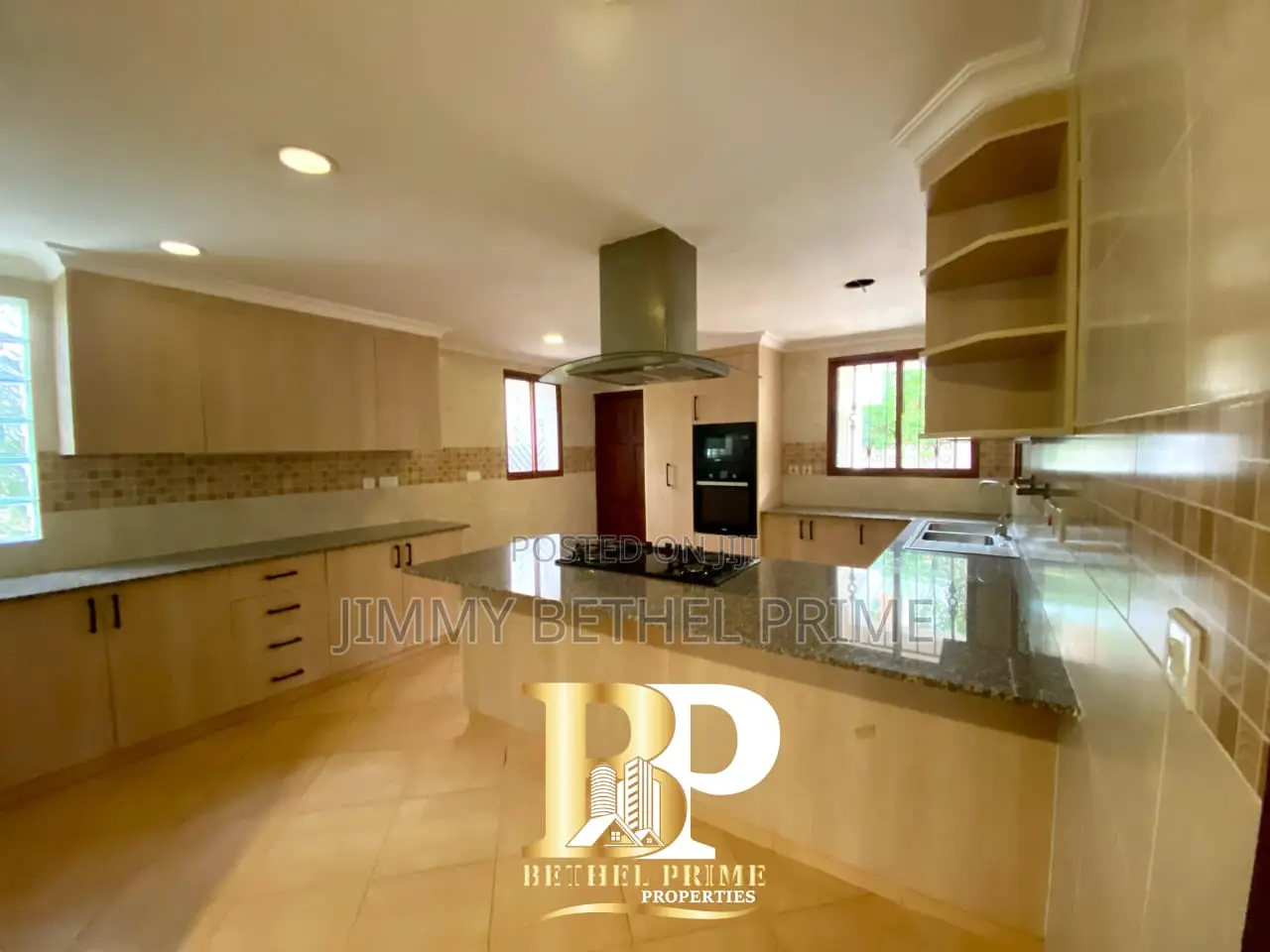 4bdrm Townhouse/Terrace in Spring Valley for sale