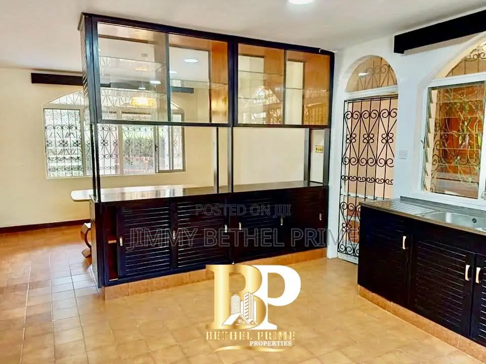 4bdrm House in Spring Valley for sale