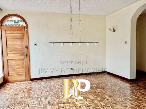 4bdrm House in Spring Valley for sale - thumbnail 16