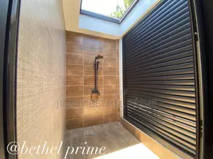 4bdrm Villa in Muthangari for sale