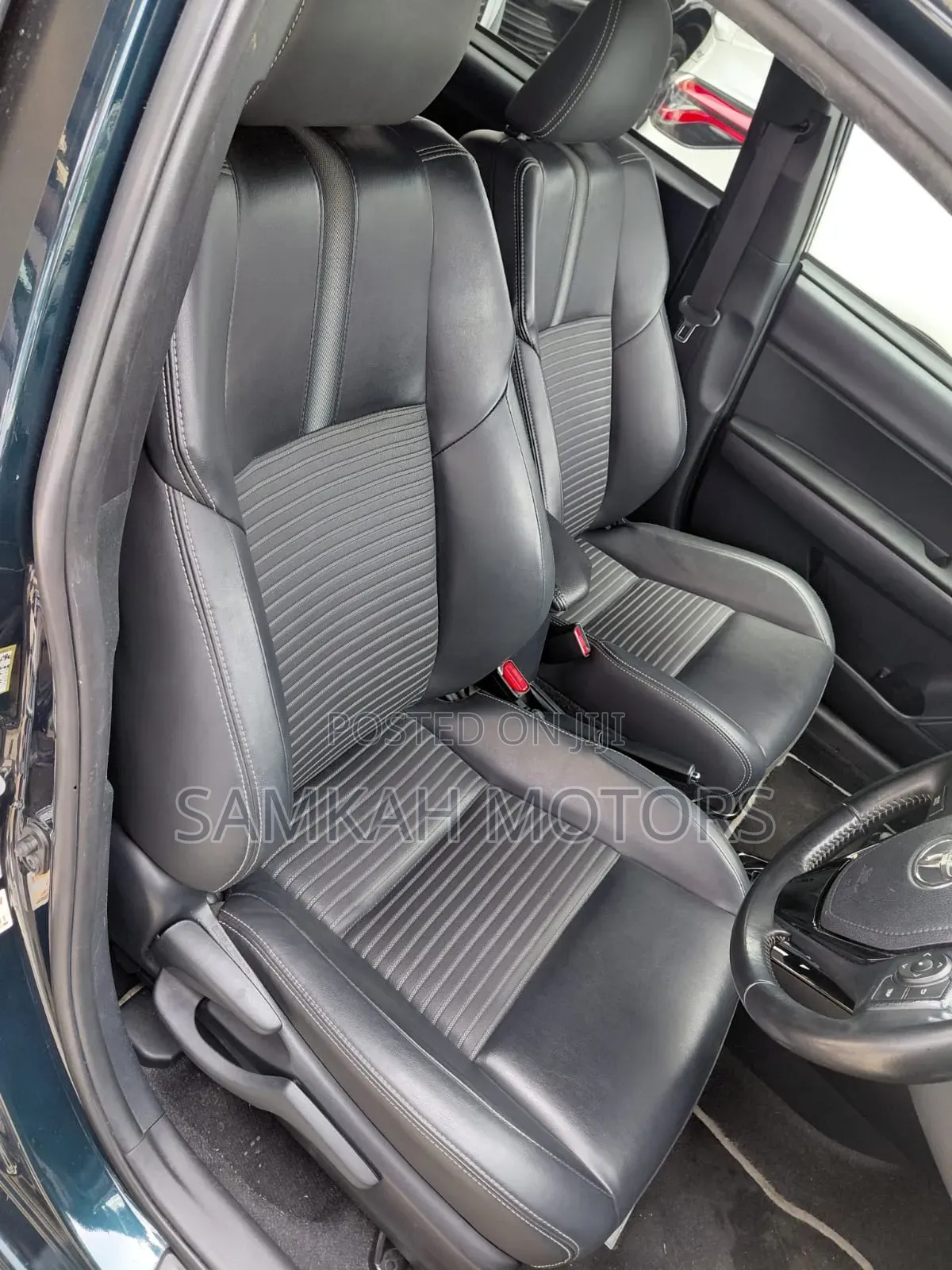 Toyota Corolla Fielder 2020 Blue