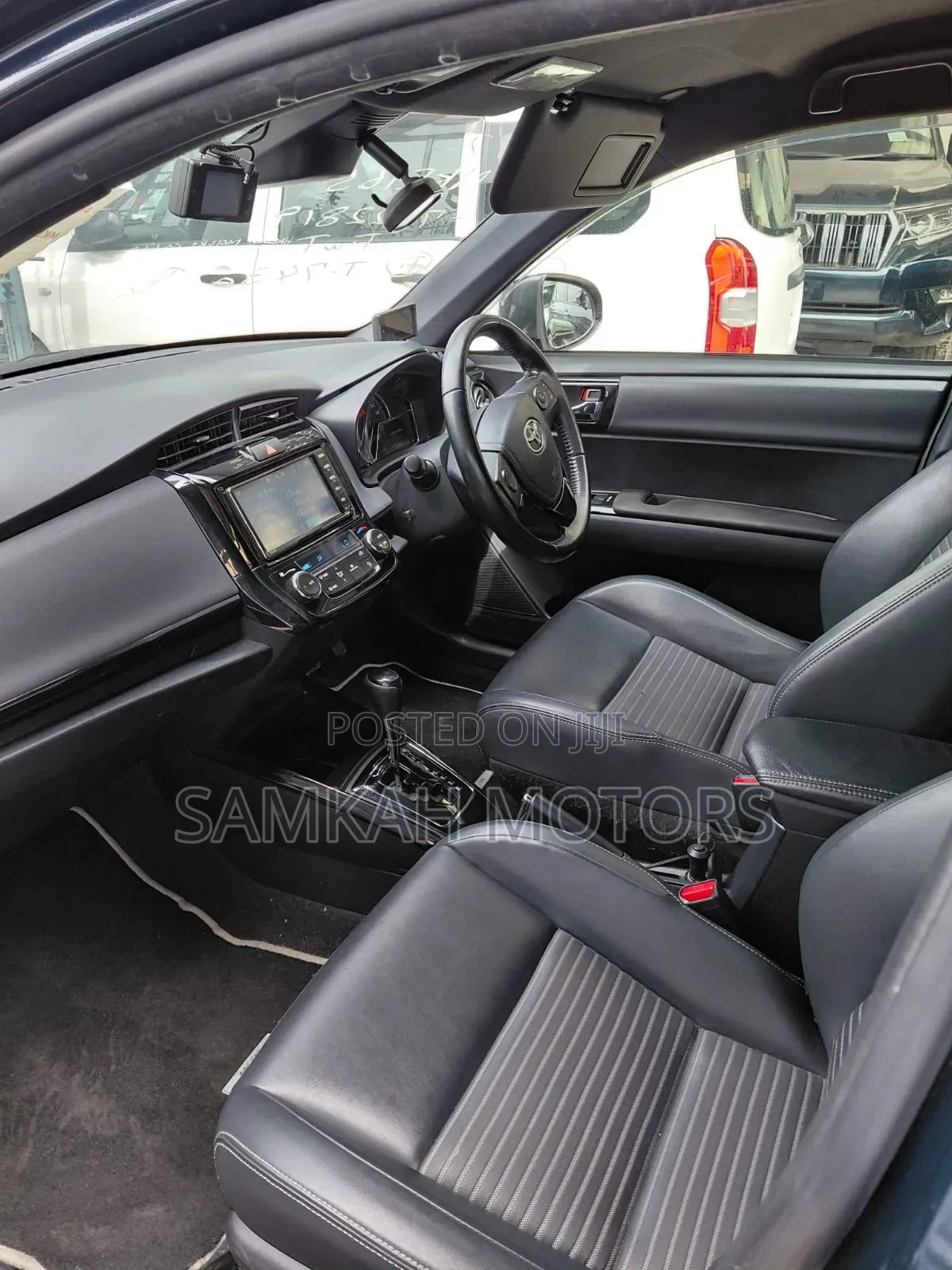 Toyota Corolla Fielder 2020 Blue