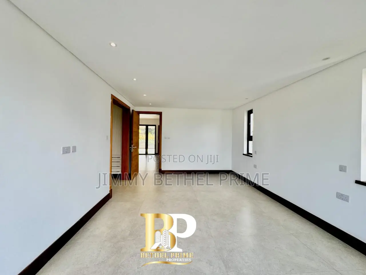 5bdrm Villa in Kitisuru for sale