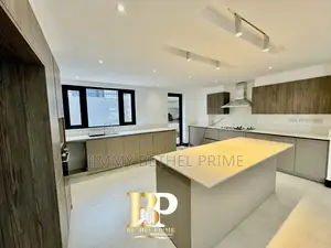5bdrm Villa in Kitisuru for sale