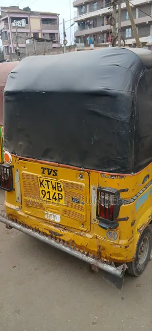 TVS King Cargo 2019 Yellow
