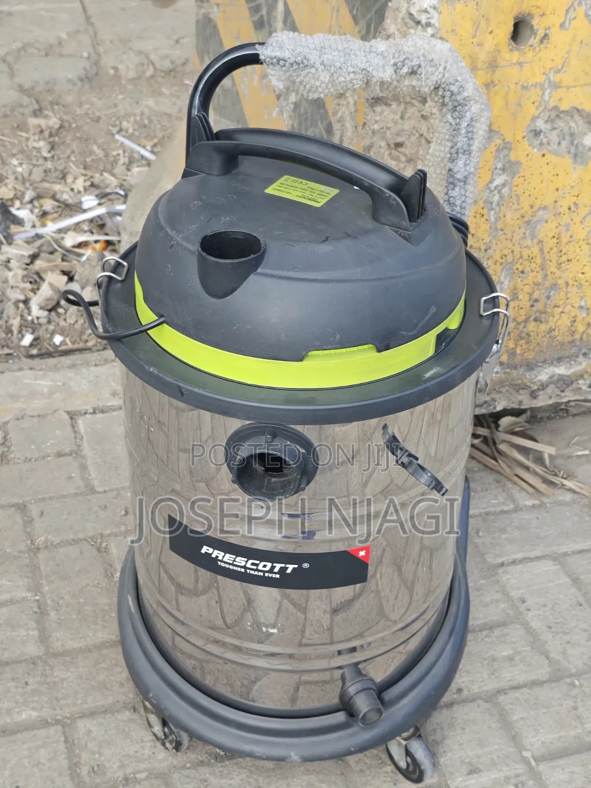 Industrial Wet and Dry Vacuum Cleaner