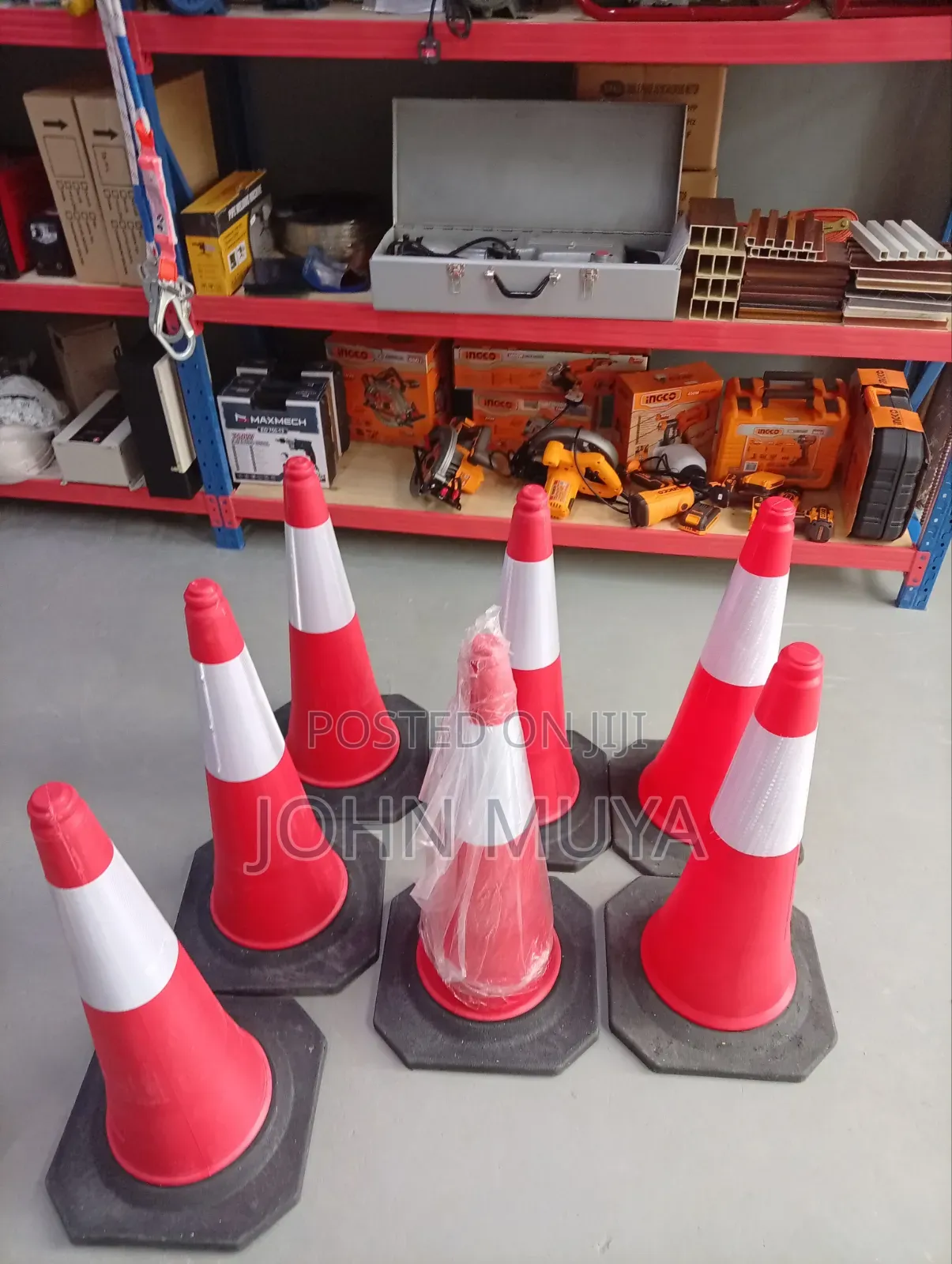 Heavy Duty Traffic Cones for Parking