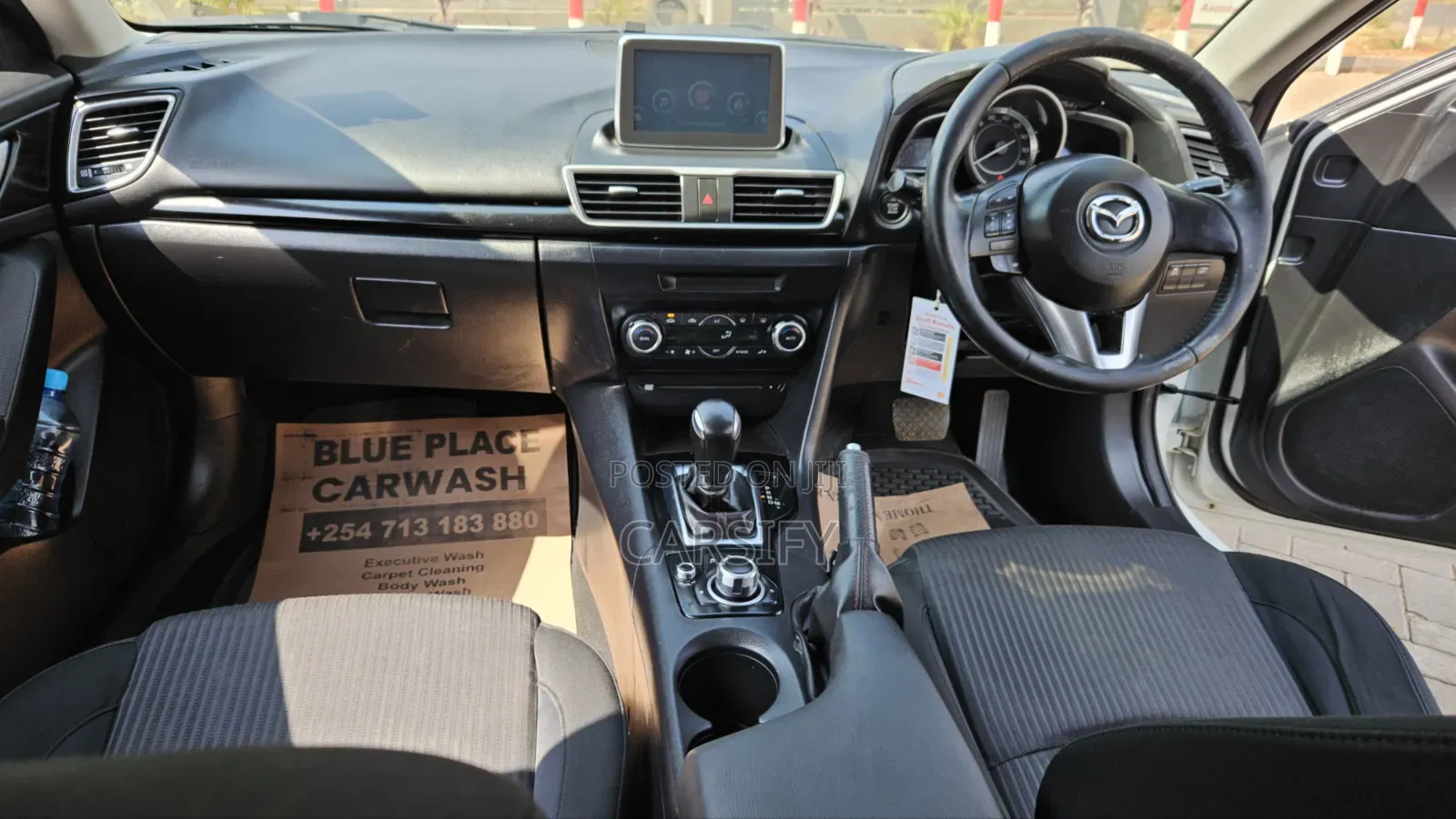 Mazda Axela SV Premium 2014 White