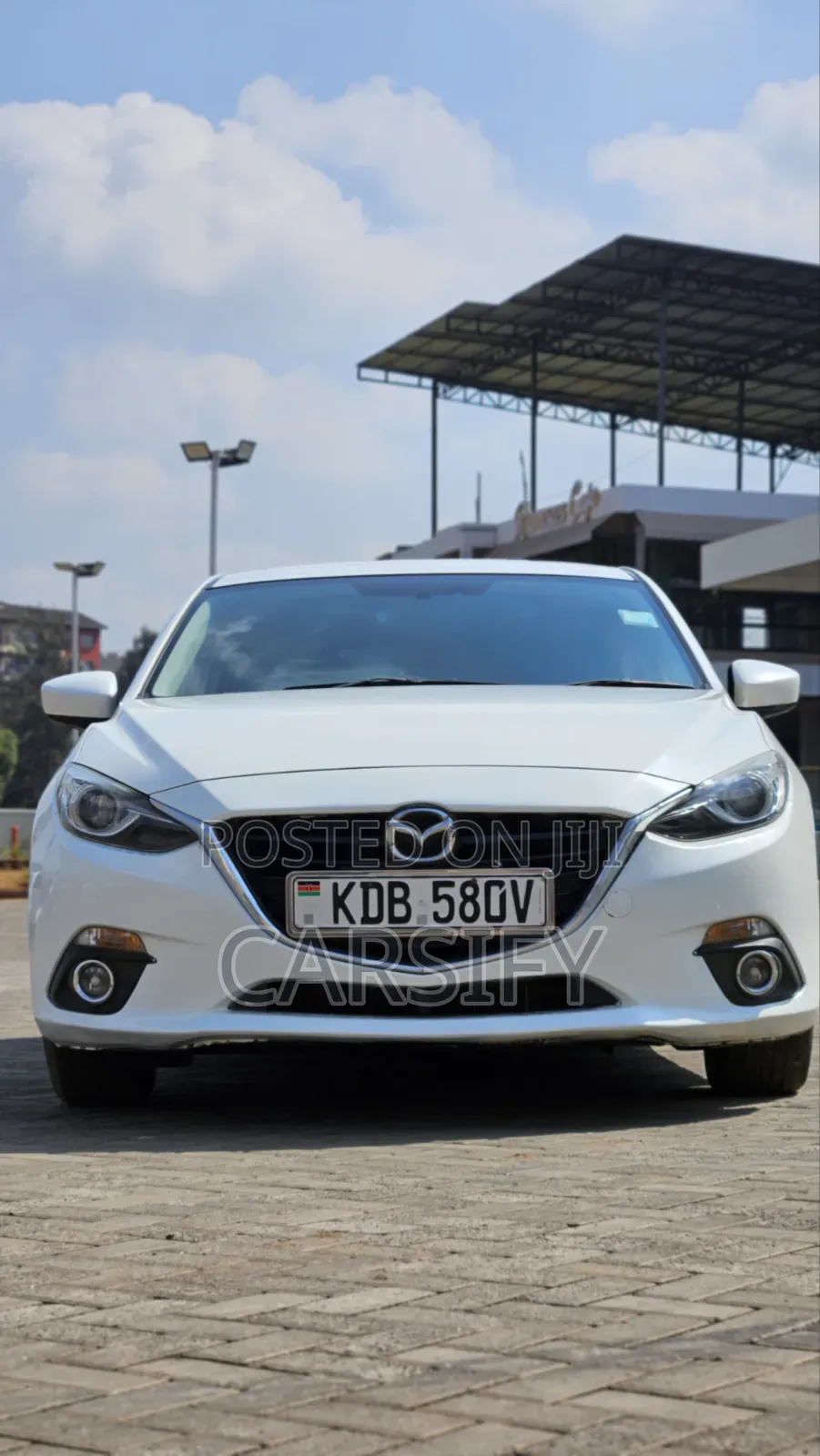 Mazda Axela SV Premium 2014 White