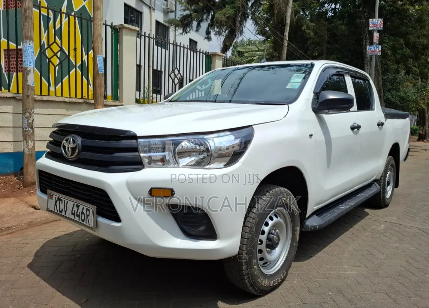 Toyota Hilux 2018 White