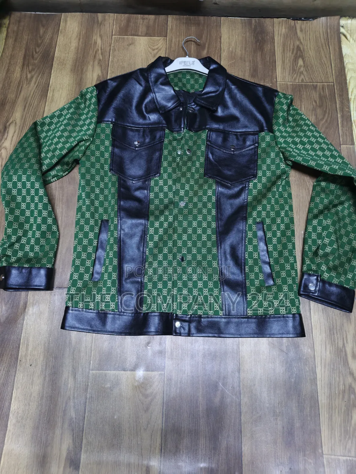 Quality Casual Leather Designer Gucci Jacket All Weather Available