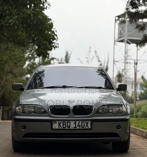 BMW 118i 2004 Gray