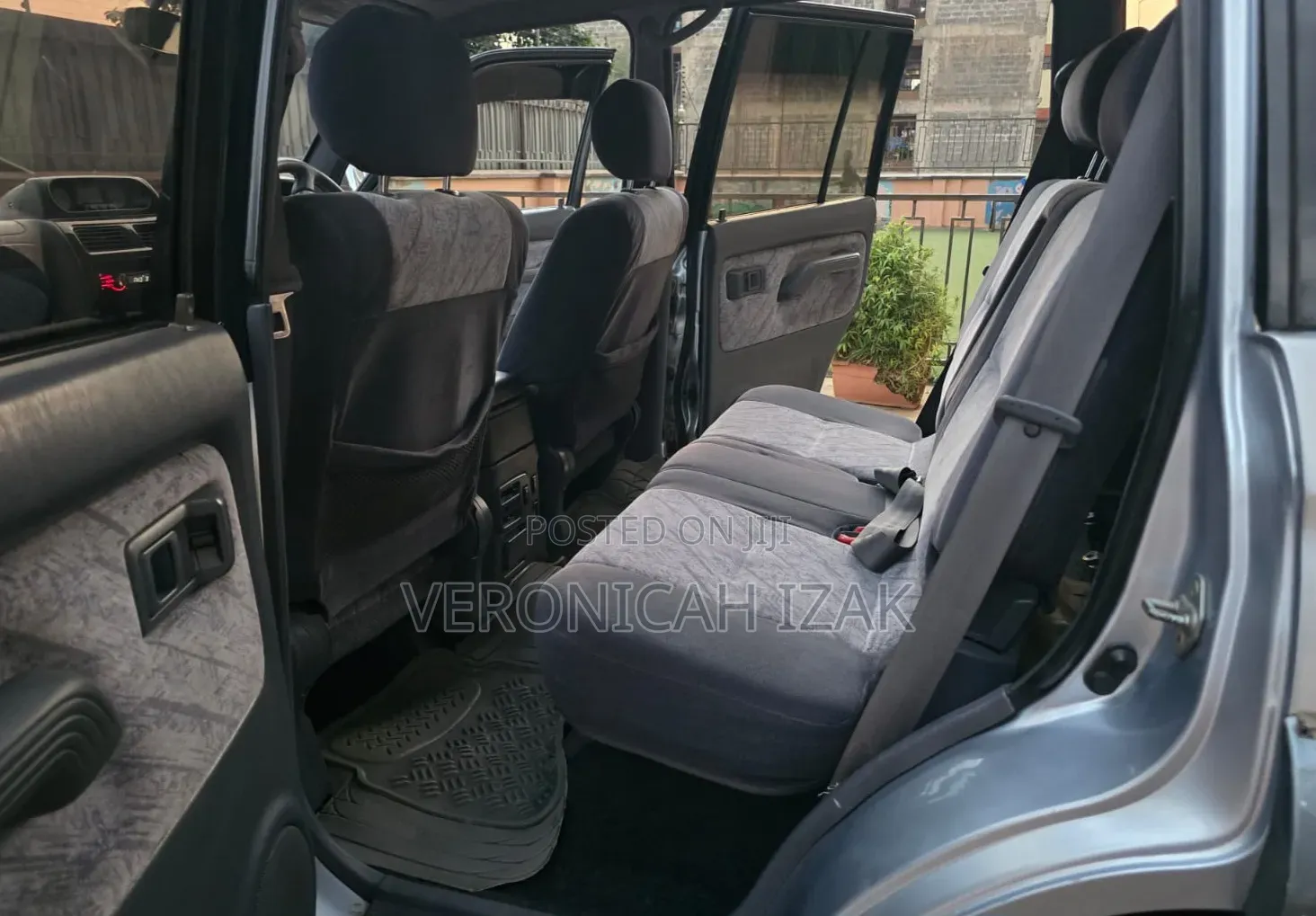 Toyota Land Cruiser Prado 1995 Silver