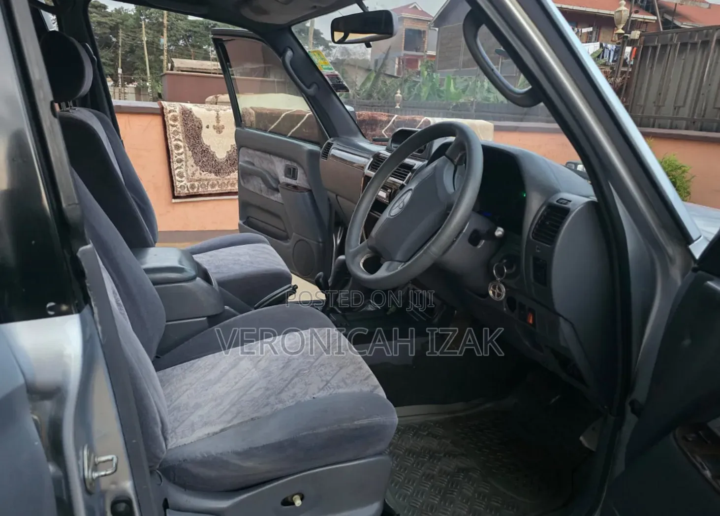 Toyota Land Cruiser Prado 1995 Silver