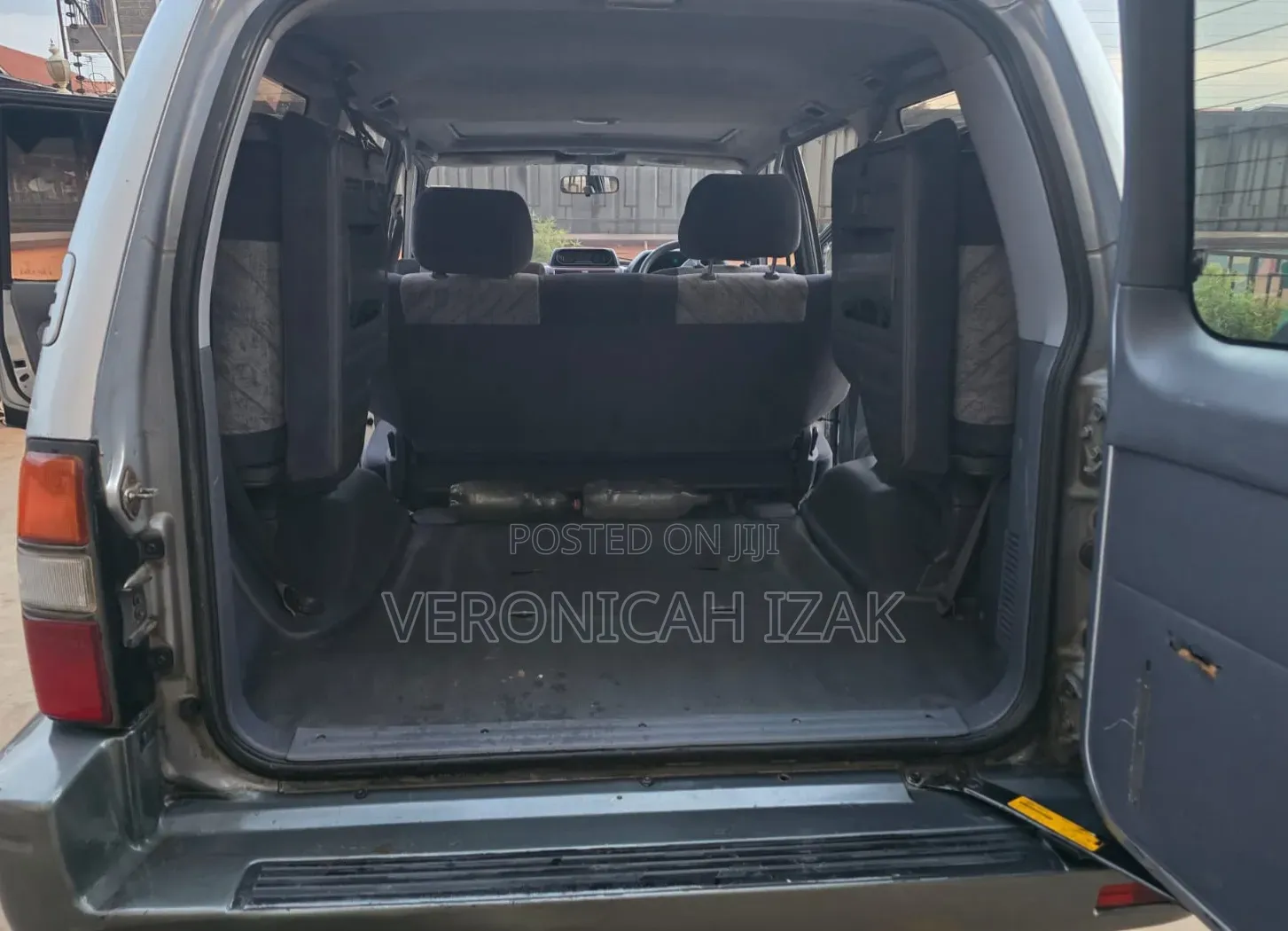 Toyota Land Cruiser Prado 1995 Silver