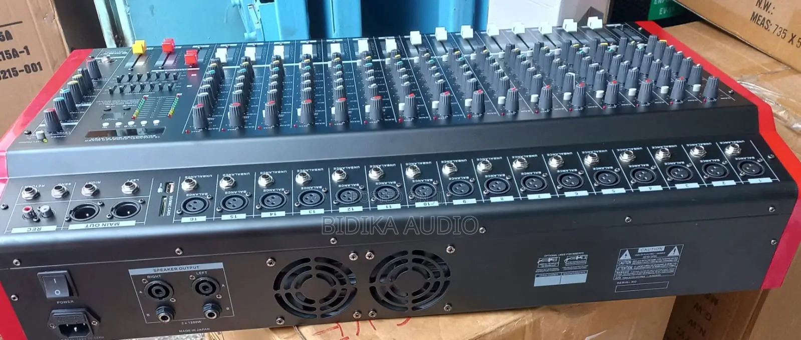 : Professional 16-Channel Powered Mixing Console With Built-in Amplifi