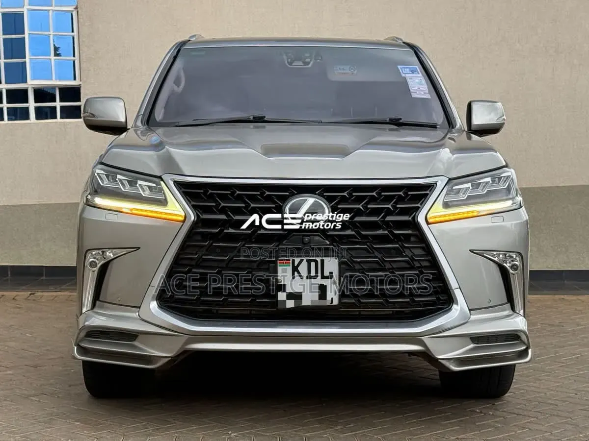 Lexus LX 570 AWD 2017