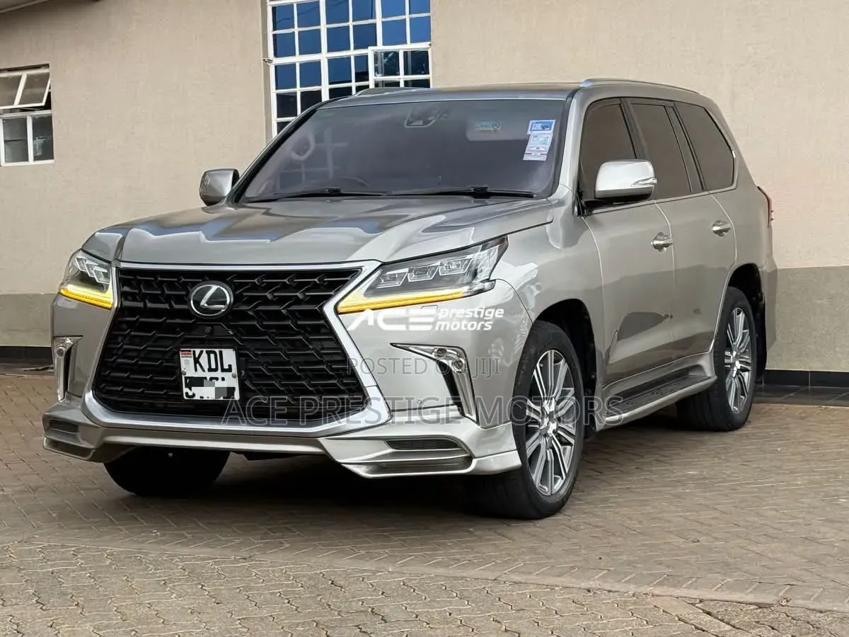 Lexus LX 570 AWD 2017