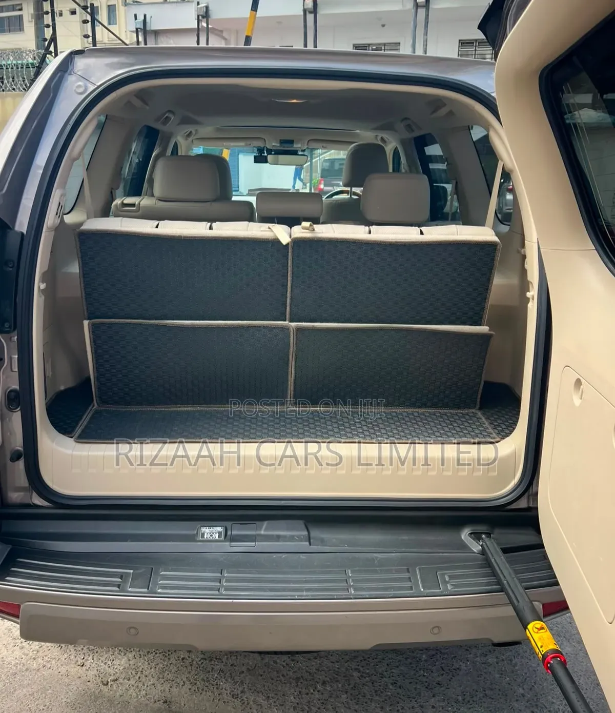 Toyota Land Cruiser Prado 2021