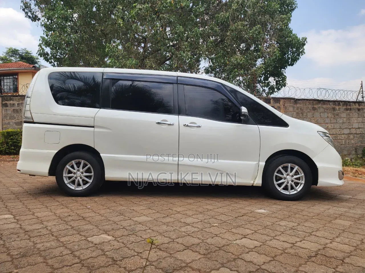 Nissan Serena 2016 White