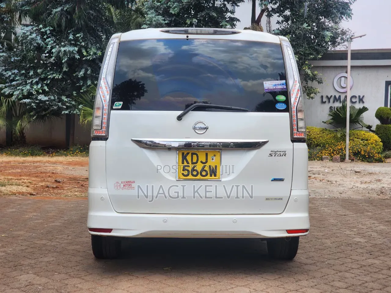 Nissan Serena 2016 White