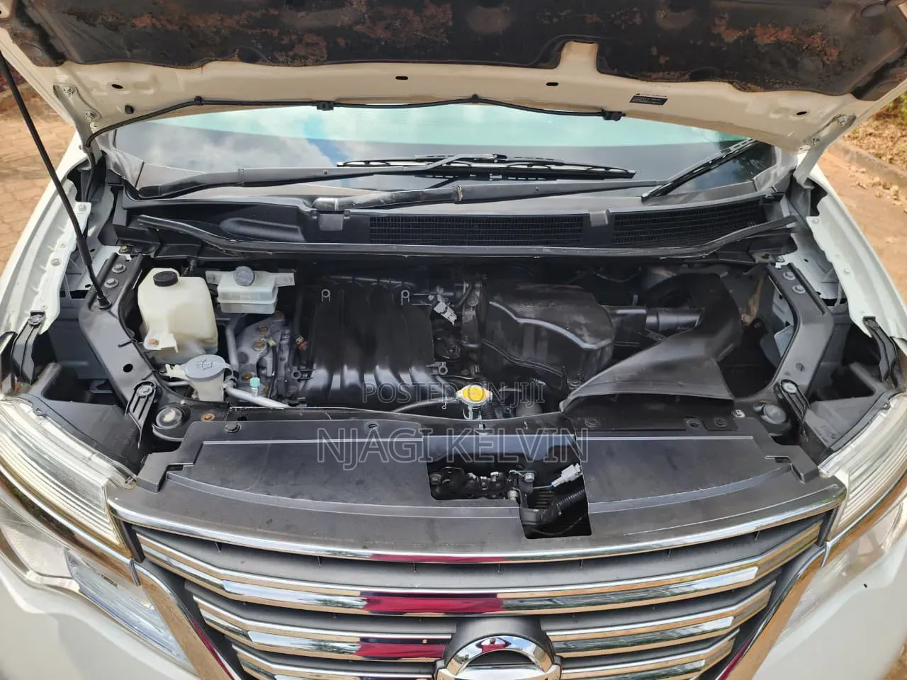 Nissan Serena 2016 White