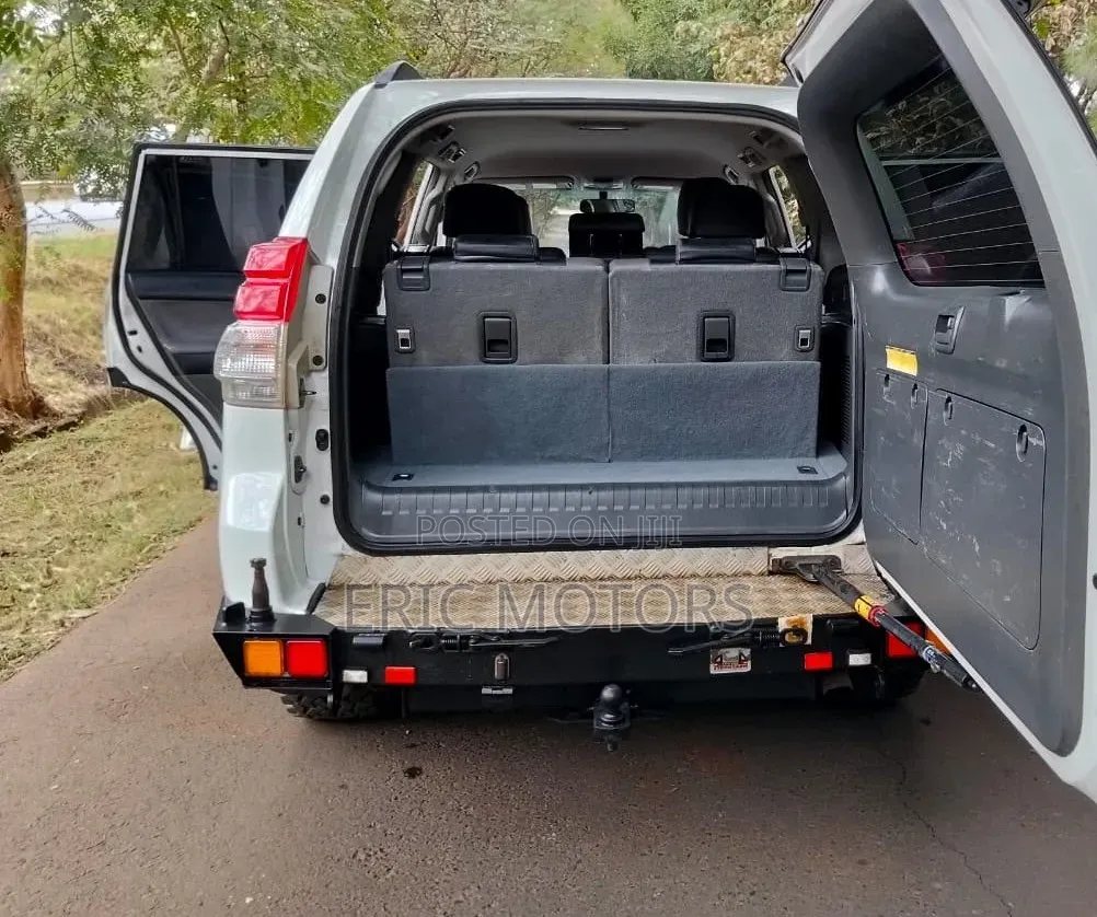 Toyota Land Cruiser Prado 2013 Pearl