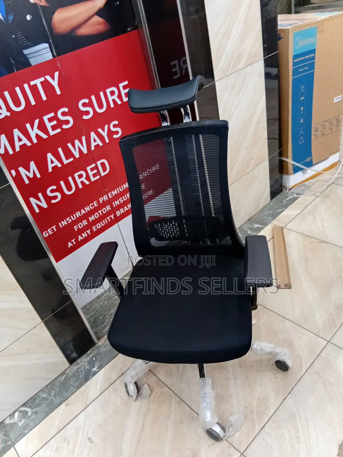 UrbanPro High-Back Mesh Chair