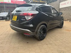 Honda Vezel 2015 Black