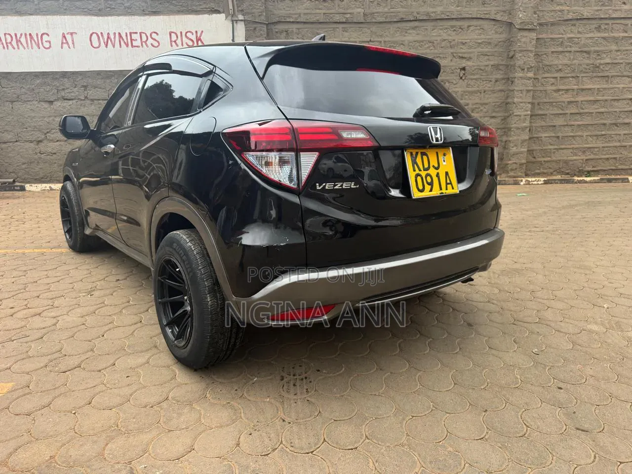 Honda Vezel 2015 Black