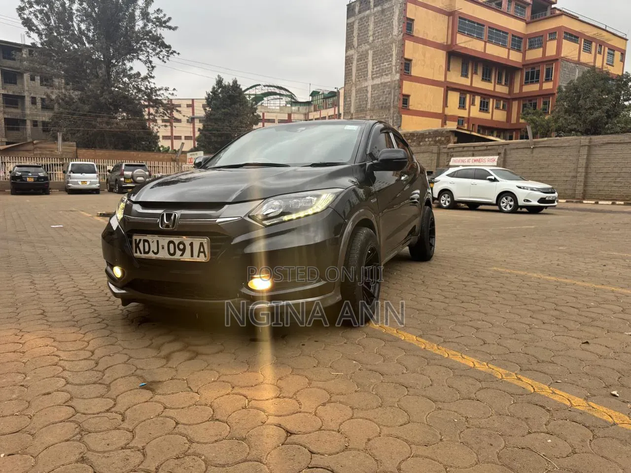 Honda Vezel 2015 Black
